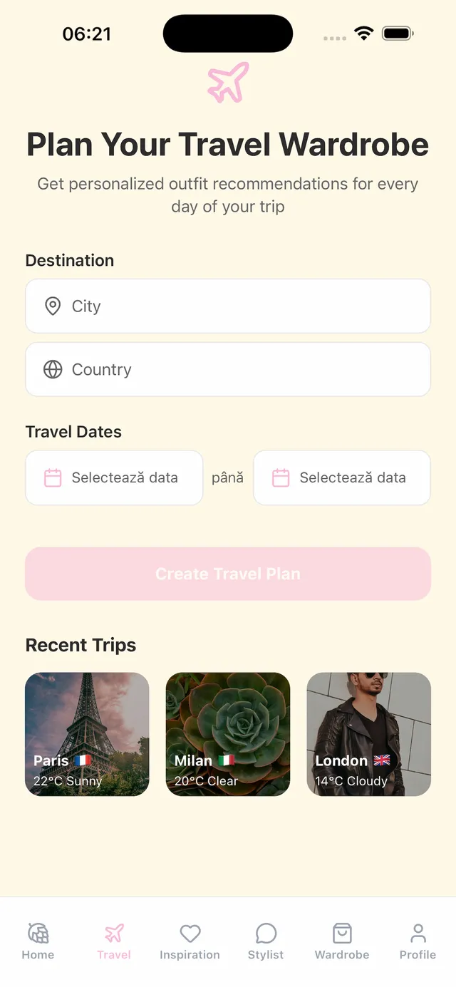 Travel Planner with packing list in the Dressed app